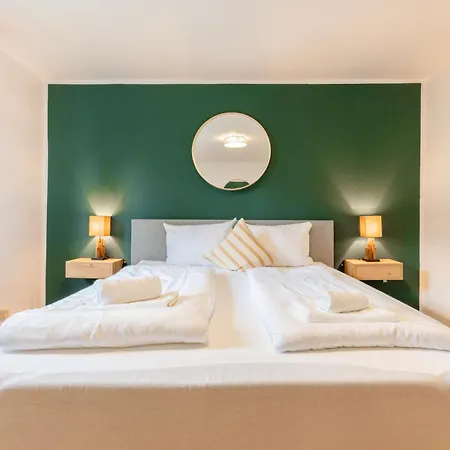 Weinberg By Awesome *